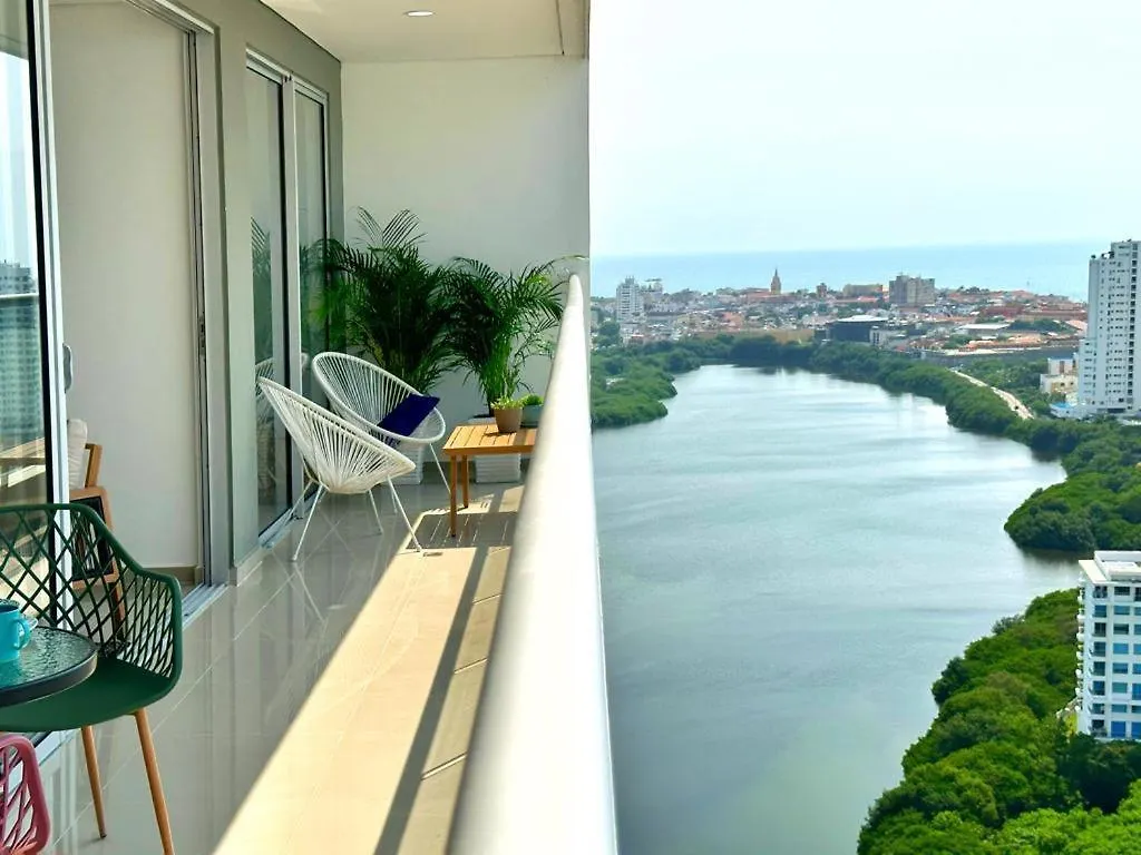 Espectacular Apartamento Piso Alto Con Excelente Vista Al Mar Y A La Ciudad Amurallada Apartment