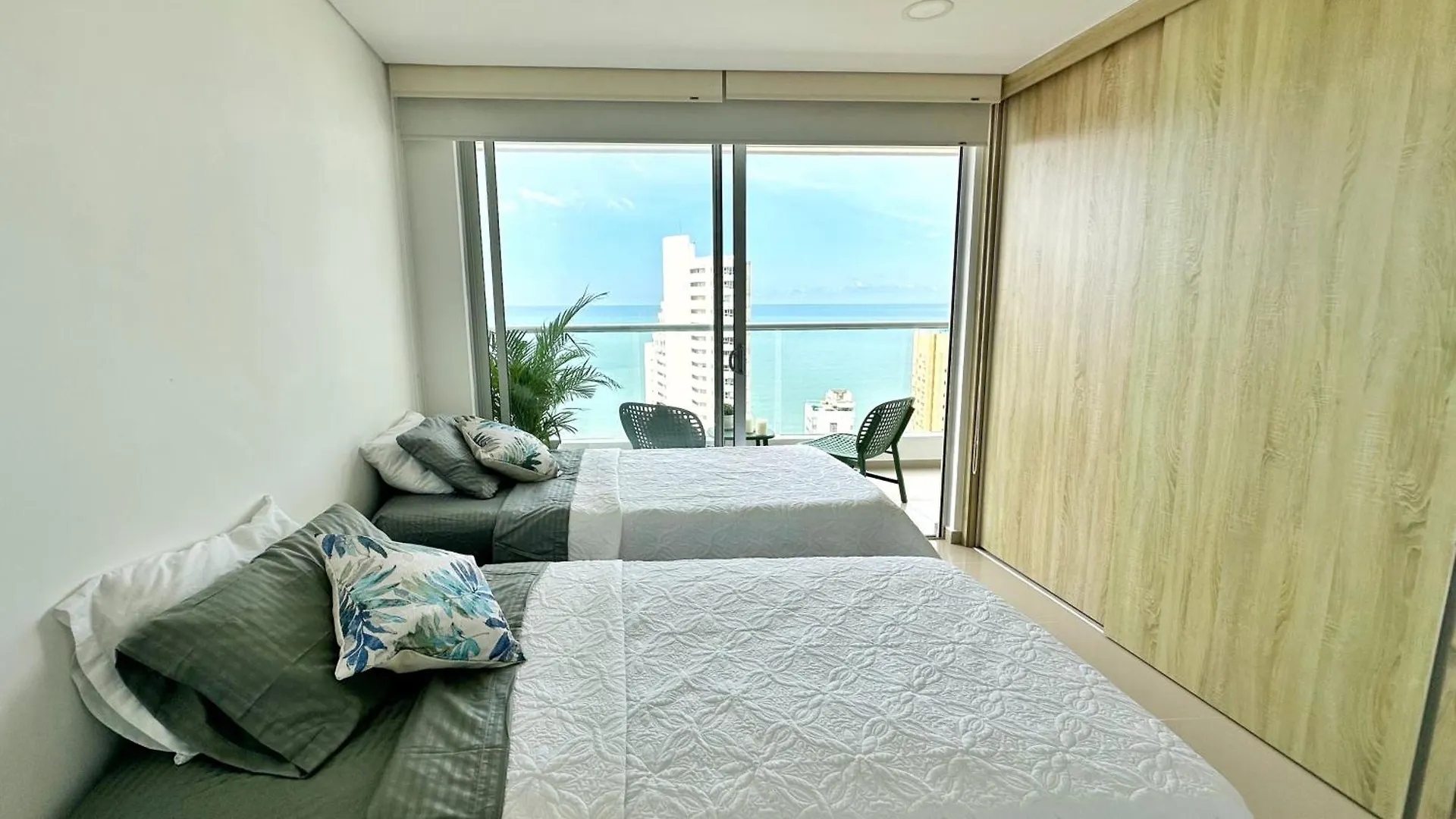 Espectacular Apartamento Piso Alto Con Excelente Vista Al Mar Y A La Ciudad Amurallada 0*, Cartagena Colombia