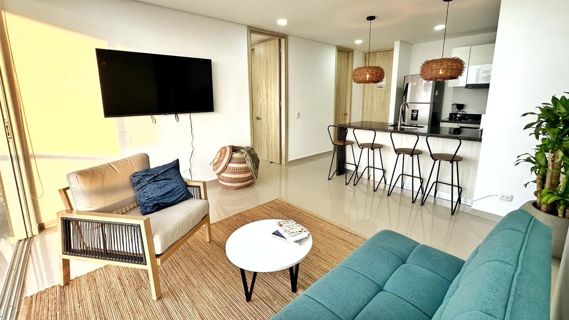 Espectacular Apartamento Piso Alto Con Excelente Vista Al Mar Y A La Ciudad Amurallada Cartagena